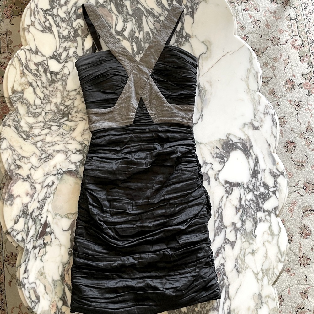 BCBGMAXAZRIA Simson ruched dress